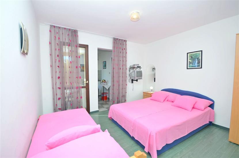 Apartment A3, for 3 persons