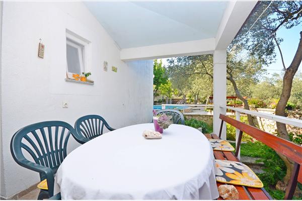 Apartment A1, for 6 persons