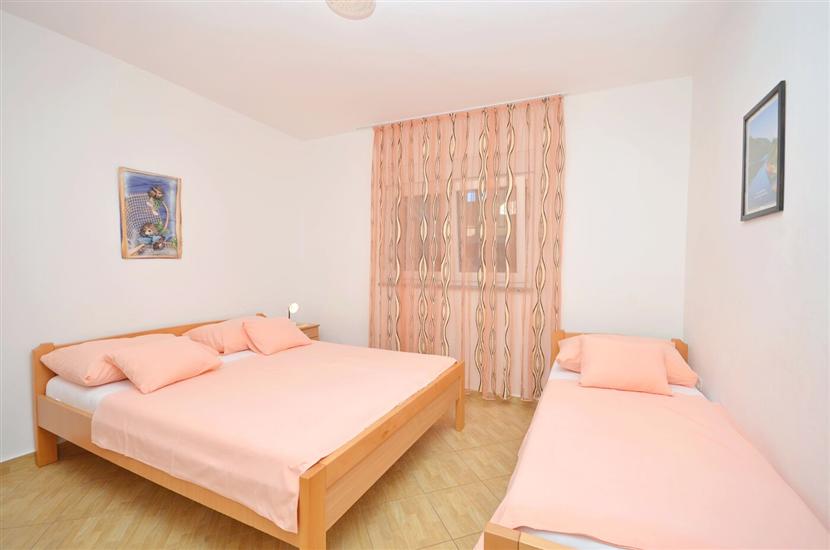 Apartment A1, for 6 persons
