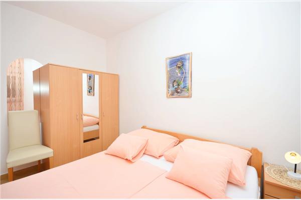 Apartment A1, for 6 persons