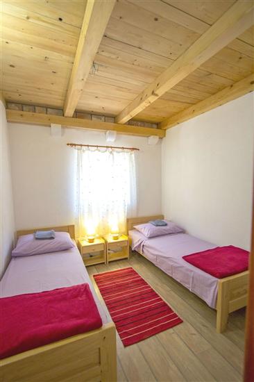 Apartment A2, for 5 persons