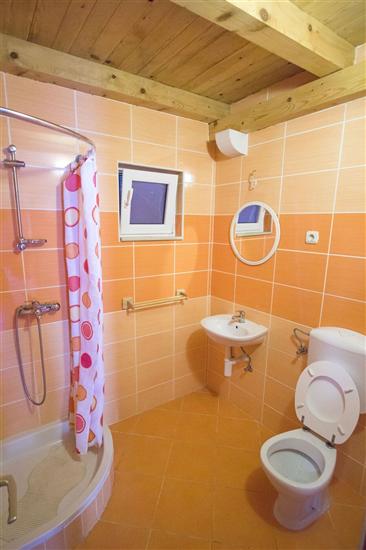 Apartment A2, for 5 persons