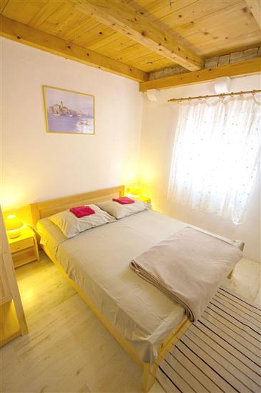 Apartment A3, for 5 persons