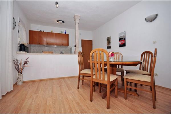 Apartment A1, for 6 persons