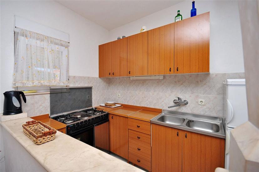 Apartment A1, for 6 persons
