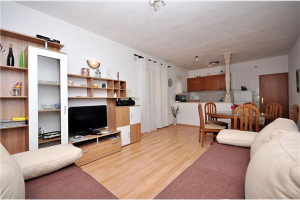 Apartment A1, for 6 persons
