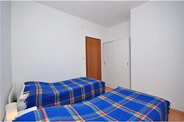 Apartment A1, for 6 persons