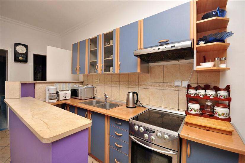Apartment A1, for 6 persons