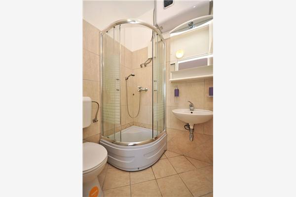 Apartment A1, for 6 persons