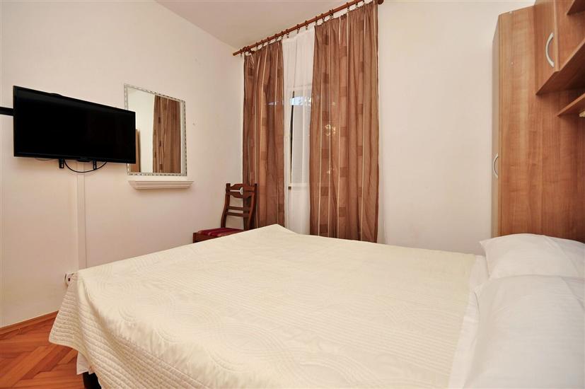 Apartment A1, for 6 persons