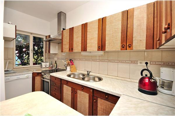 Apartment A2, for 6 persons