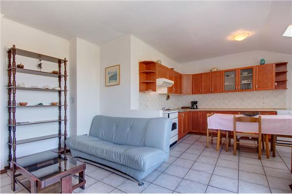 Apartment A1, for 5 persons