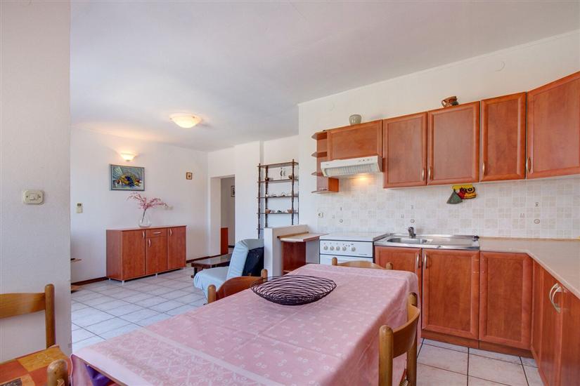 Apartment A1, for 5 persons
