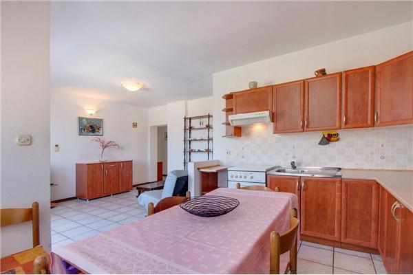 Apartment A1, for 5 persons