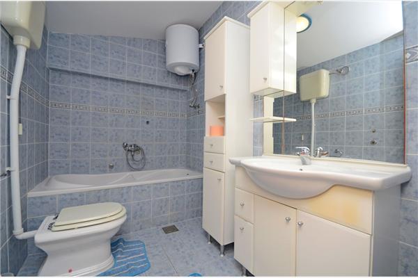 Apartment A1, for 7 persons