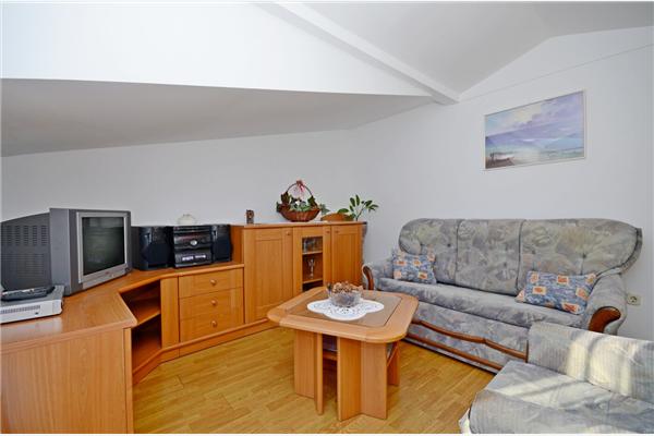 Apartment A1, for 7 persons