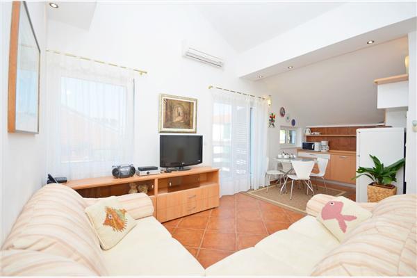 Apartment A2, for 4 persons