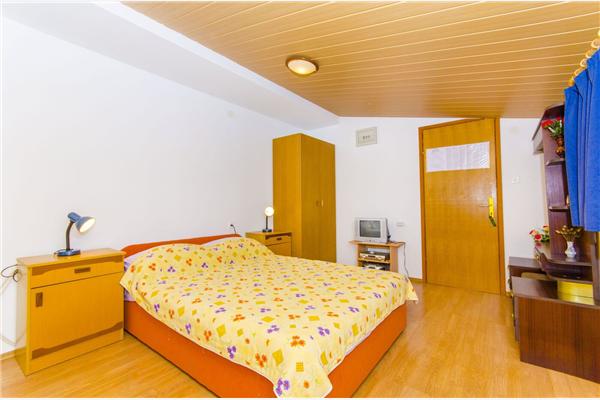 Apartment A1, for 2 persons