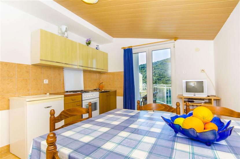 Apartment A2, for 5 persons