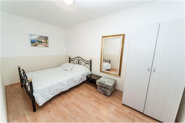 Apartment A2, for 4 persons