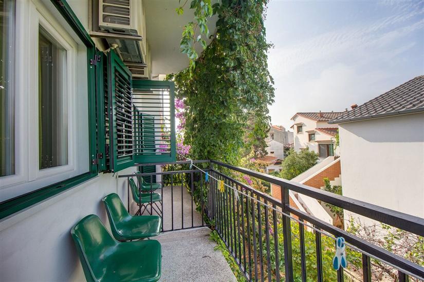 Apartment A1, for 7 persons