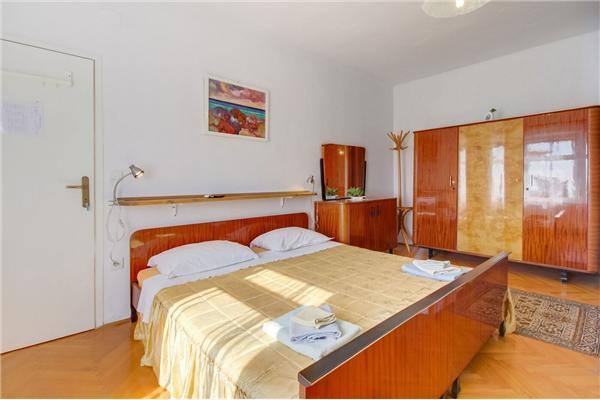 Apartment A1, for 2 persons