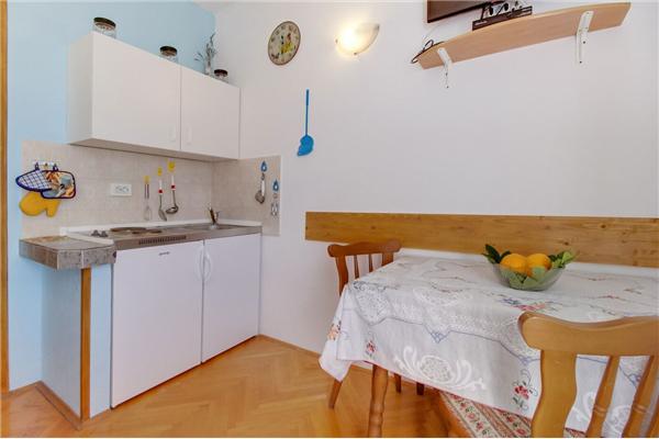 Apartment A1, for 2 persons