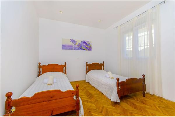 House K1, for 6 persons