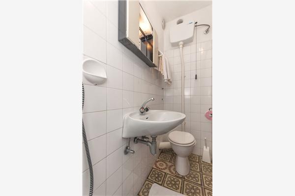 Apartment A9, for 2 persons