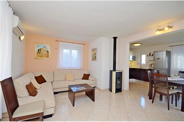 House K1, for 9 persons