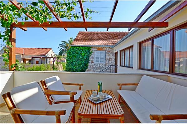 House K1, for 9 persons