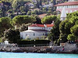 L'église de St Jakov Zminj L'église