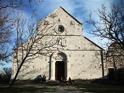 Romaanse kerk van Sint Maria Rab - eiland Rab Kerk