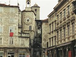 Église de Saint-Théodore  L'église