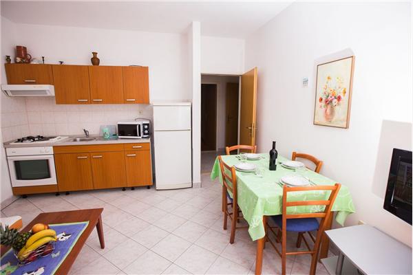 Apartment A2, for 4 persons