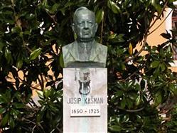 Памятник Йосифу Кашману Mali Losinj - ostrov Losinj Sights