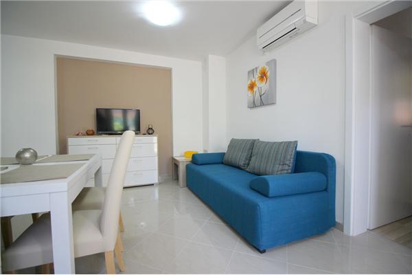 Apartment A1, for 5 persons