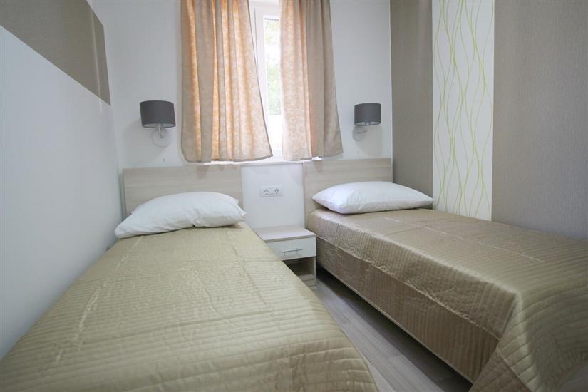 Apartment A1, for 5 persons