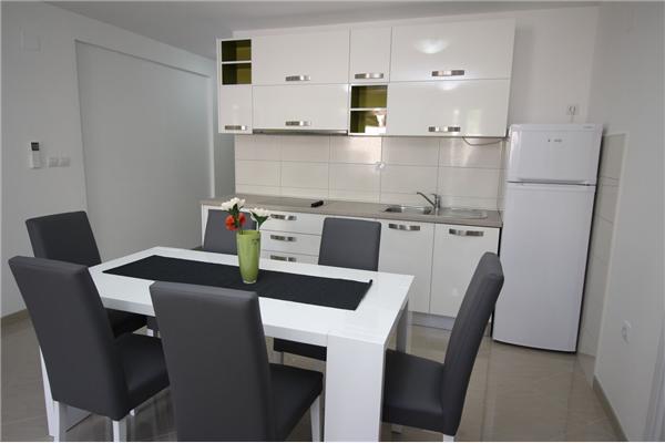 Apartment A2, for 5 persons