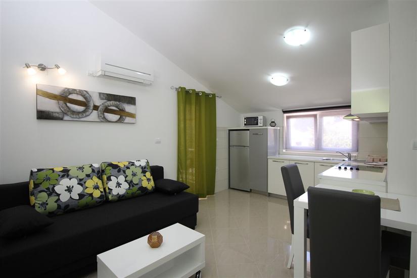 Apartment A7, for 3 persons