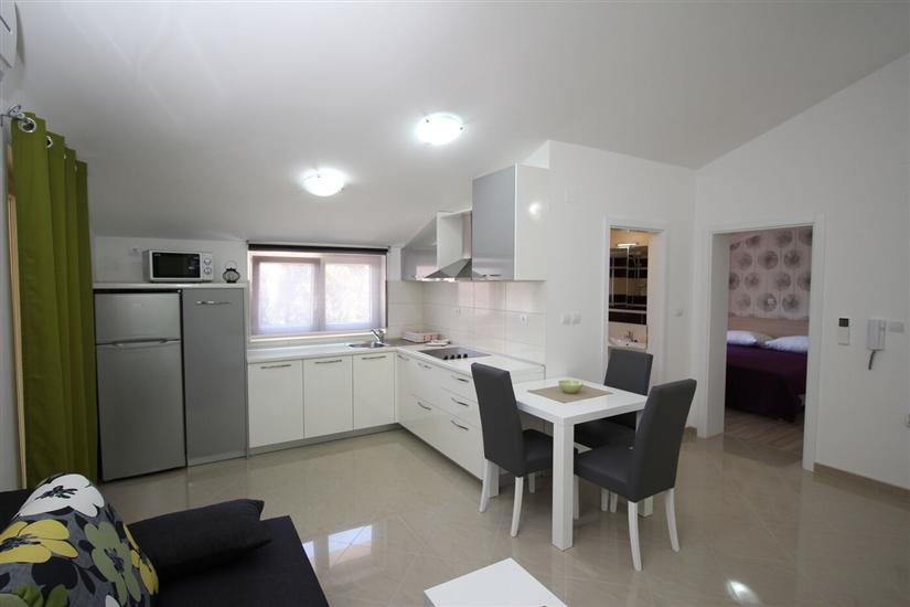 Apartment A7, for 3 persons