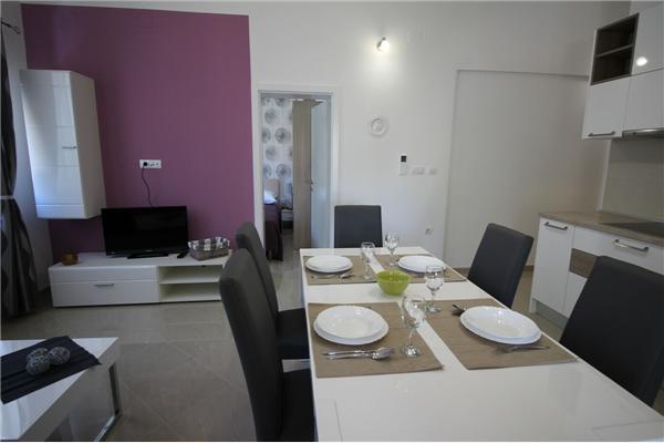 Apartment A8, for 4 persons