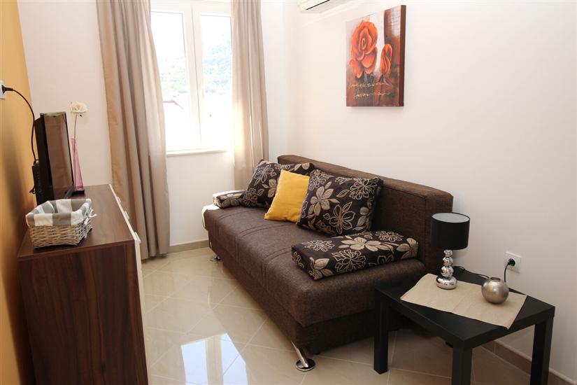 Apartment A9, for 2 persons