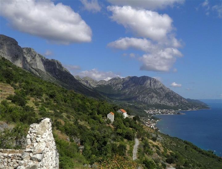 Apartment and Rooms Danica