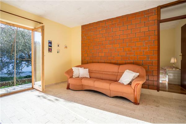 Apartment A1, for 5 persons