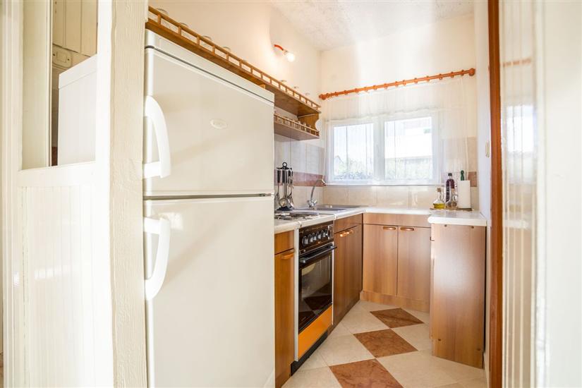 Apartment A1, for 5 persons