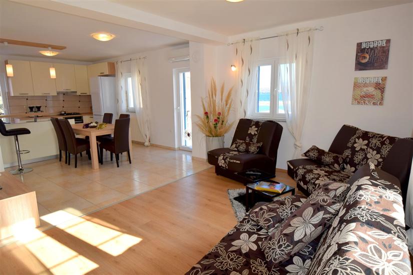 Apartment A3, for 5 persons