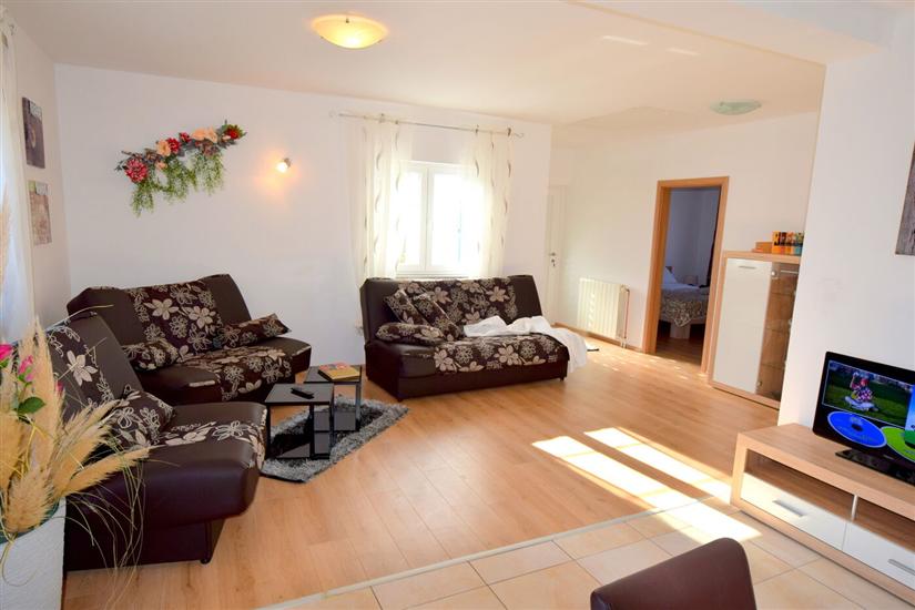 Apartment A3, for 5 persons