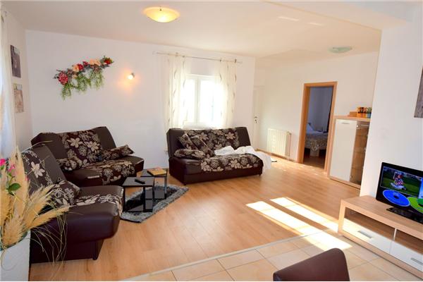 Apartment A3, for 5 persons
