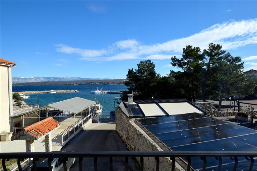 Apartment A3, for 5 persons